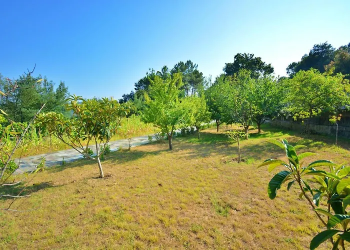 Casa Con Jardín Próxima A Vilagarcía De Arousa